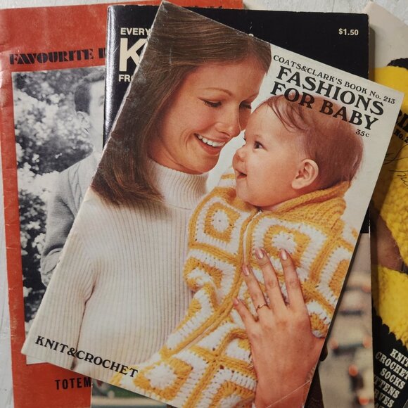 Vintage Lot of Crochet Knit Pattern Books Sweaters Baby Clothing Adult Clothing - Picture 9 of 11